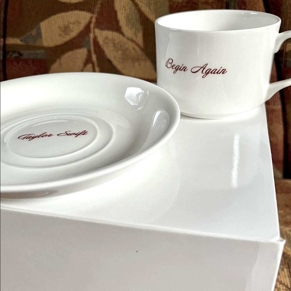 NIB Taylor Swift Begin Again Teacup Set